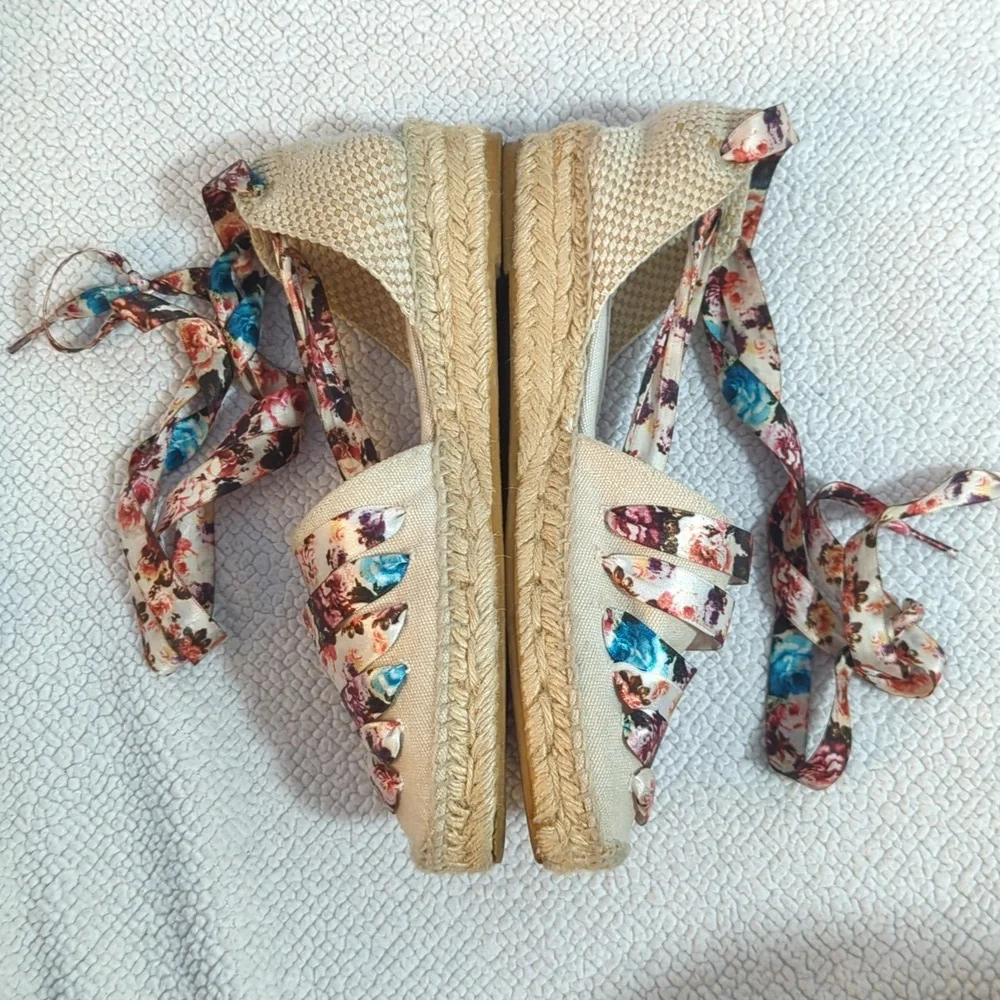 Toni Pons Tan Pink Floral Ribbon Lace Up‎ Canvas Espadrille Shoe Size 39